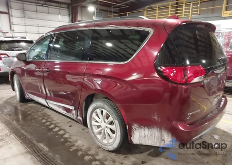 2017 Chrysler Pacifica Touring-L from USA, damaged, VIN 2C4RC1BG5HR512711